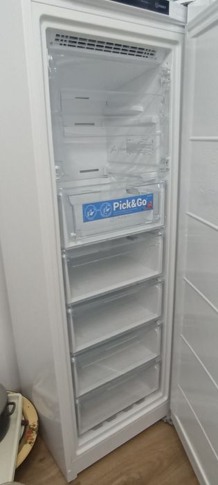 Морозильник Indesit