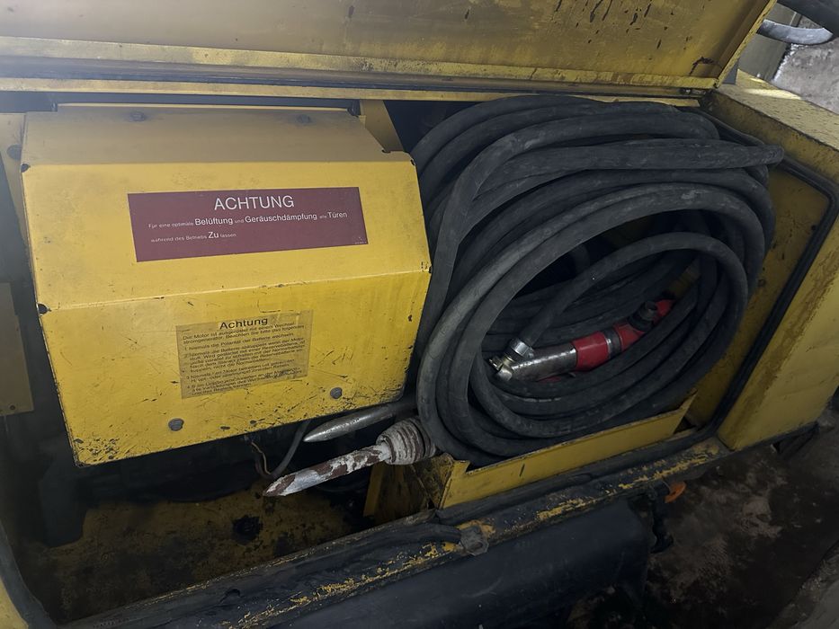 Продам компрессор Atlas Copco xas 55