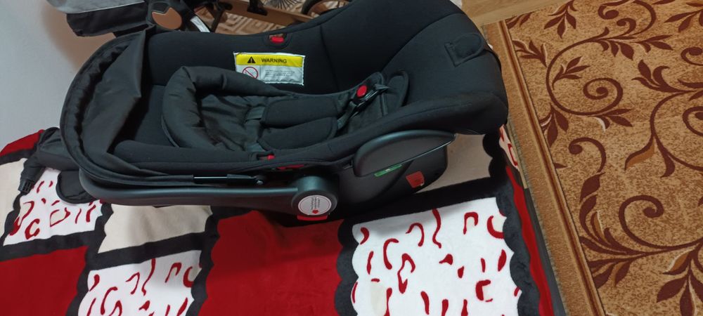 De vânzare căruț 3 în 1