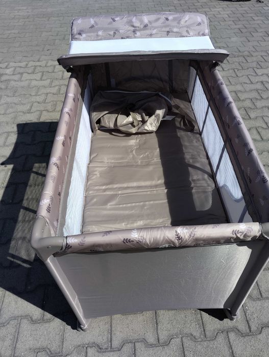 LORELLI Детска кошара на 2 нива с повивалник MOONLIGHT бежов