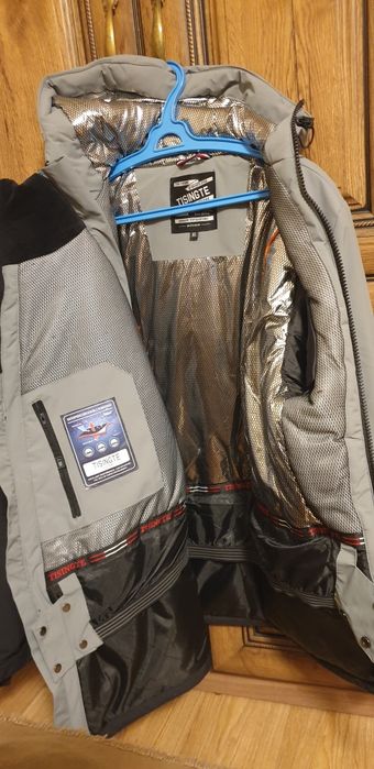 Продам куртку мужкую