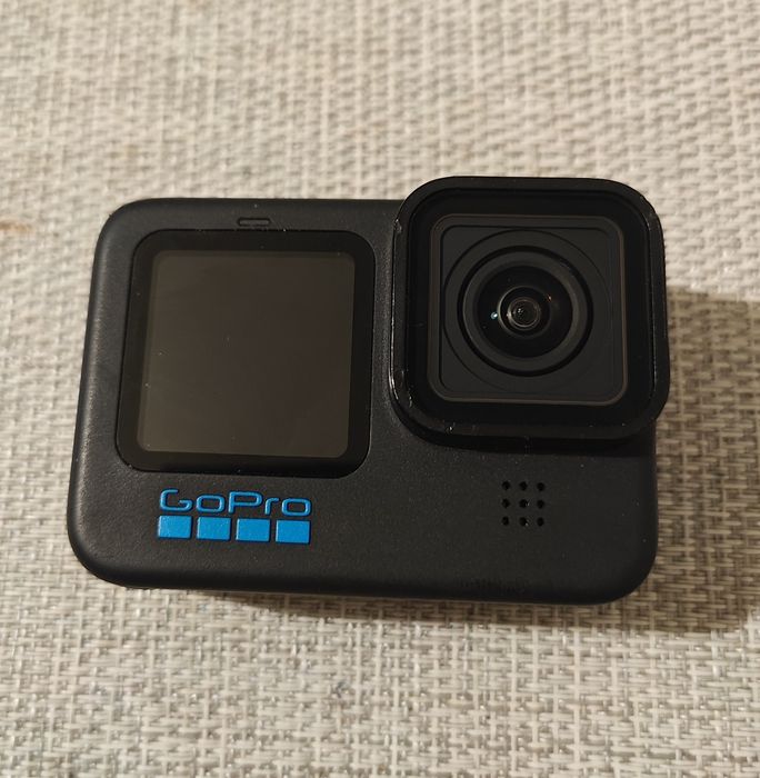 Camera GoPro HERO10 Black cu acumulator Enduro