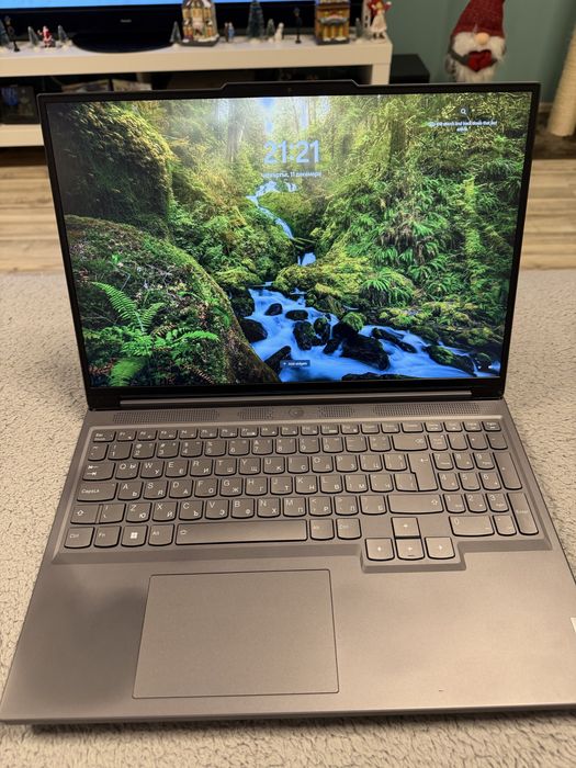 Лаптоп Lenovo Legion Slim 5 16IRH8