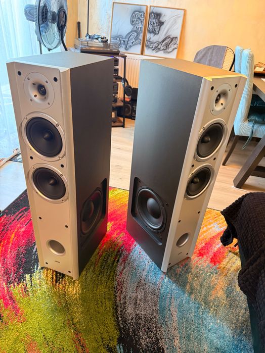 Boxe Jamo 718S bass puternic