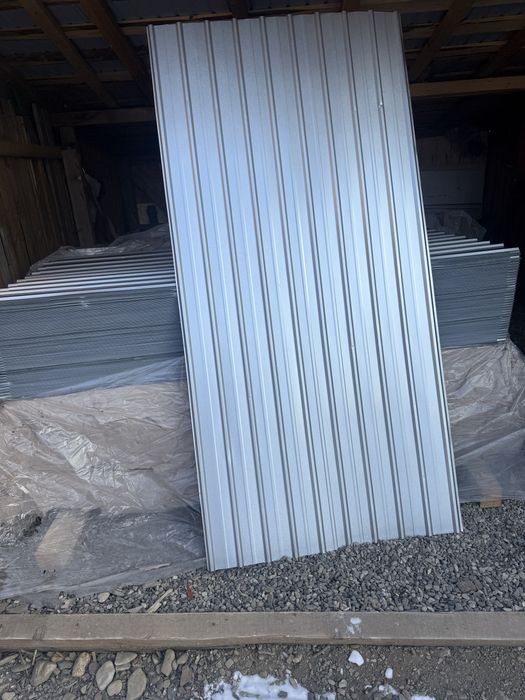 Tabla cutata la super preț