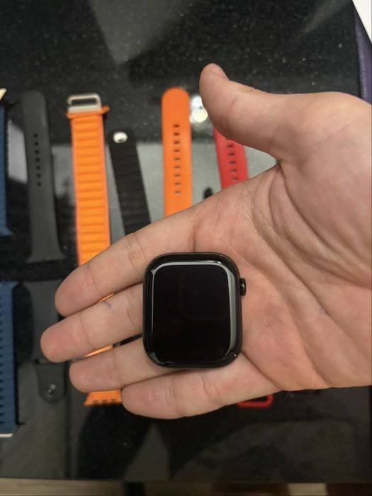 apple watch series 10, 46mm nou,detin factura istyle+ accesorii de ultra cond 10/10 pret 1500