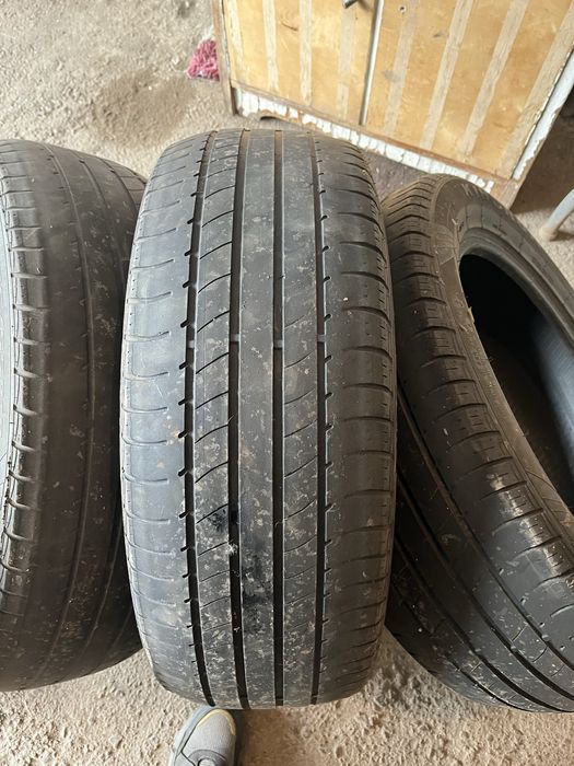 Продам резину на 18