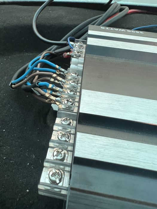 усилитель BOS MINI