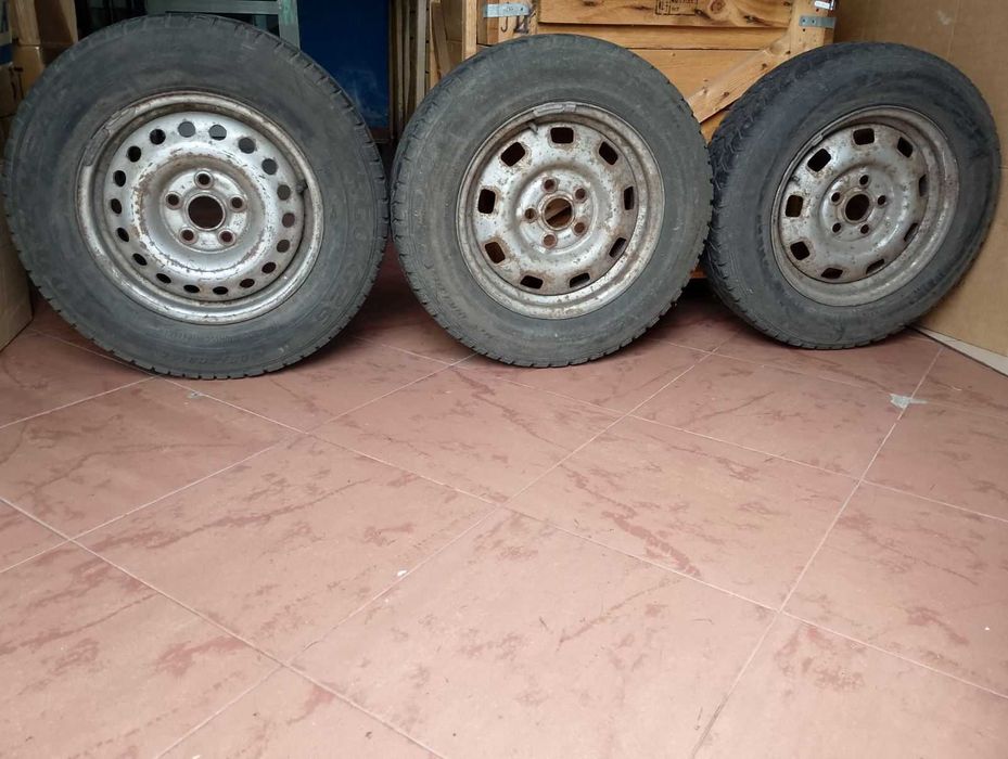 Метални джанти  с гуми за  VW TRANSPORTER