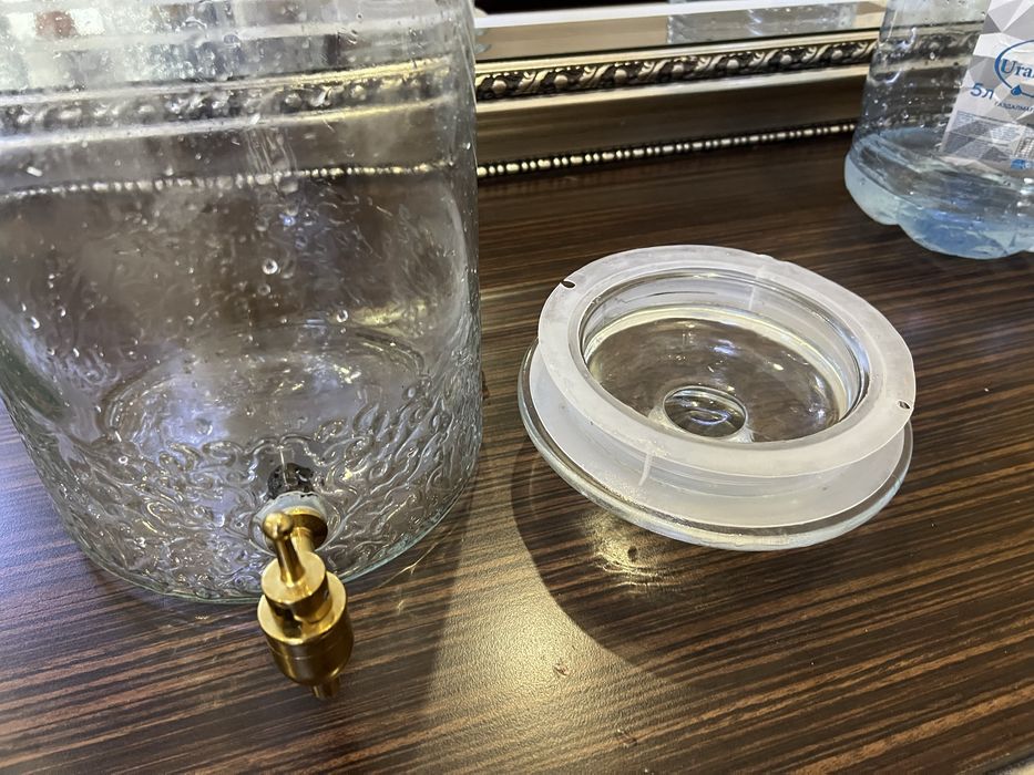 Лимонадница кувшин