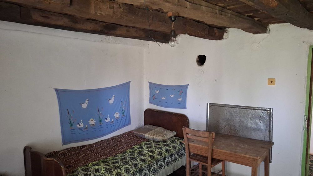Къща с голям двор 6700 кв.м. за 29999 евро в с. Шарково от СОБСТВЕНИК