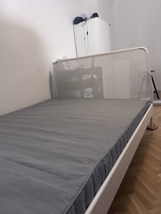 Ikea легло, метално