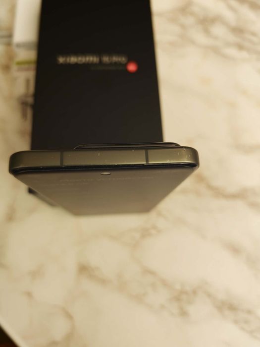 Продавам Xiaomi 15 pro