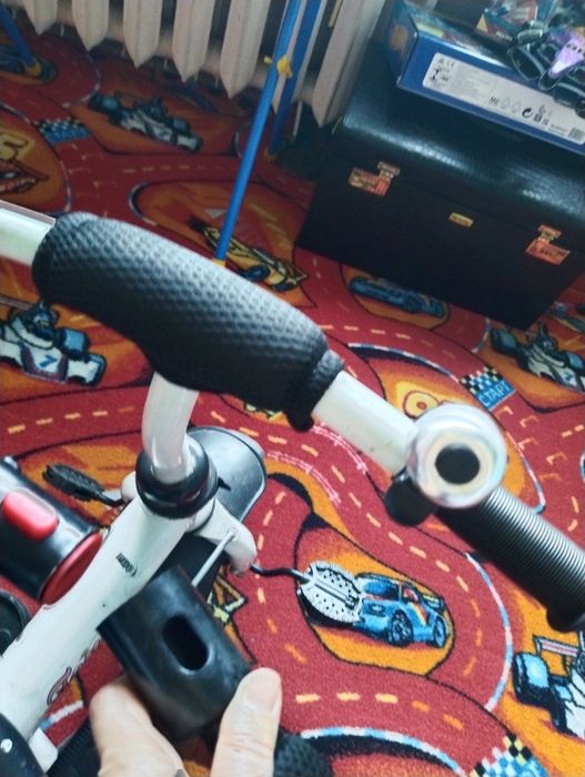 Продам детский велосипед прогулочный