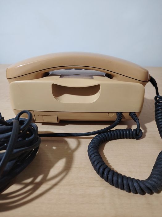Telefon vintage anii 80'