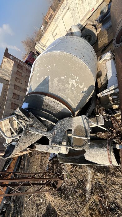 миксер 10 кубовый