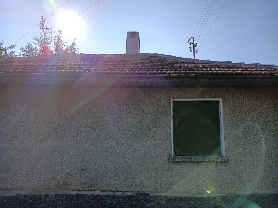 Продавам къща в село Черни Бряг, община Антоново, 64 кв.м с двор