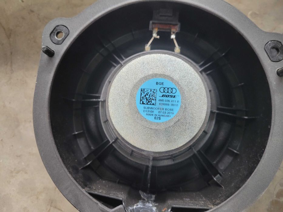 Boxa difuzor Bose Audi Q7 4M spate stanga dreapta 4M0035411B