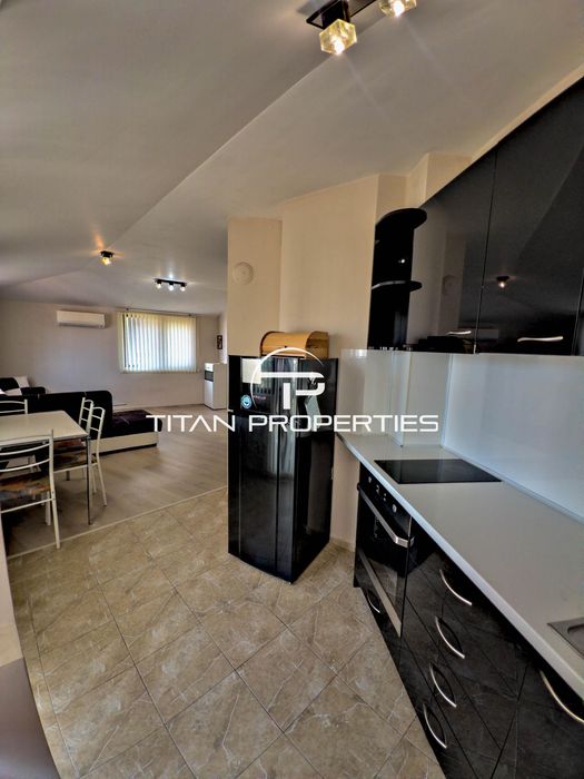 Дава се под наем Тристаен апартамент в Пловдив, Център - 120 кв.м за 550 € - Снимка #1