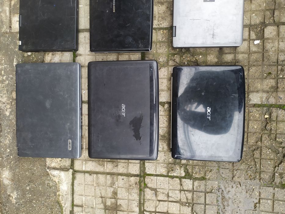 Лот лаптопи 10 броя