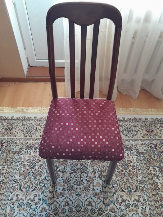 Стулья 6 штук по 13500 тенге за 1
