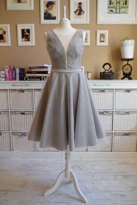 Vand rochie cununie civila / ocazie