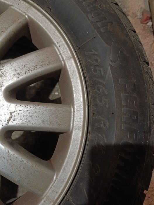 4 броя джанти 5х100 с летни гуми 195/65/ 15 цола