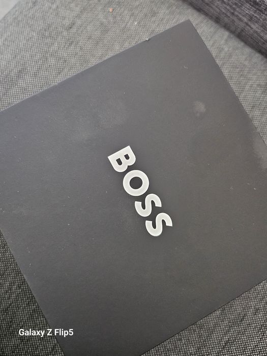 BOSS оригинален нов часовник.Промоция