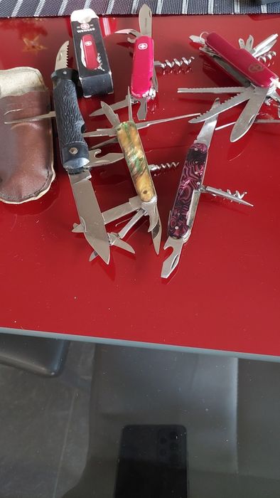 Швейцарски ножчета и др.