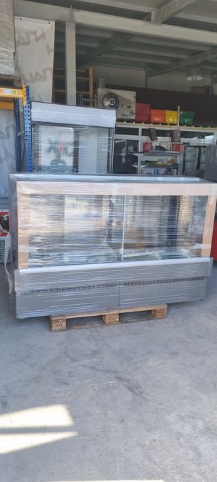 Сладкарска Хл.витрина