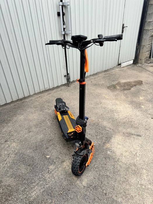 Продам электросамокат kugoo g2 max 2025