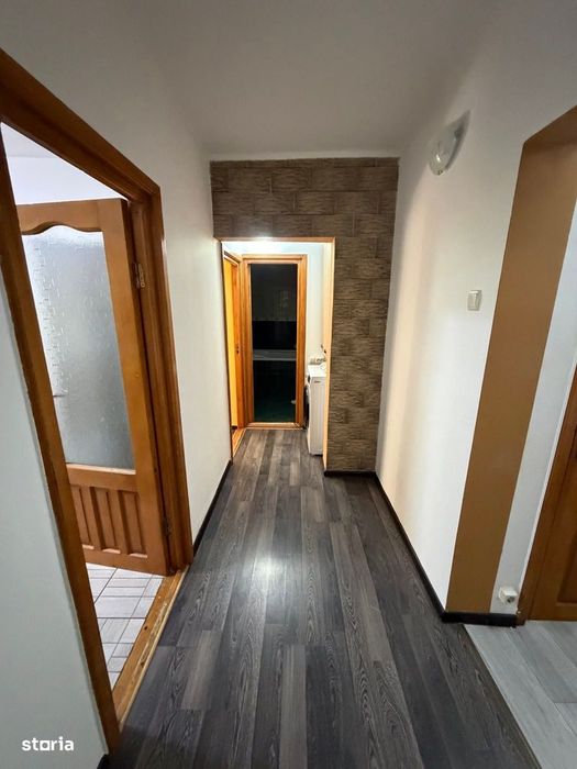 De închiriat apartament 2 camere etaj 2 zona Progresu