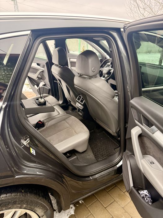 Audi Q5 S line quattro 2019 2.0 TDI – Distribuție schimbată, Impecabil