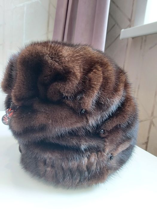 Продам норковую шубу