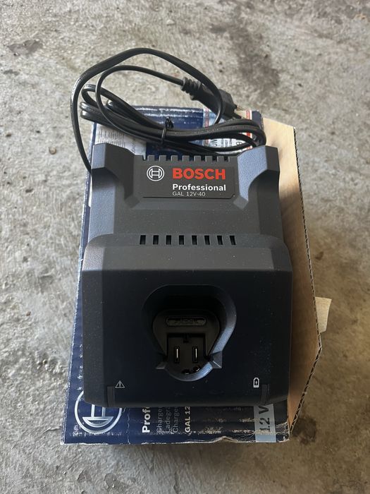 Зарядное устройство Bosch GAL 12V-40
