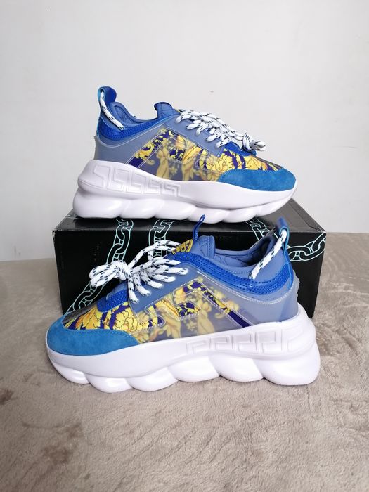 Versace chain reaction