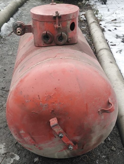 Продам газовый балон 100 литров