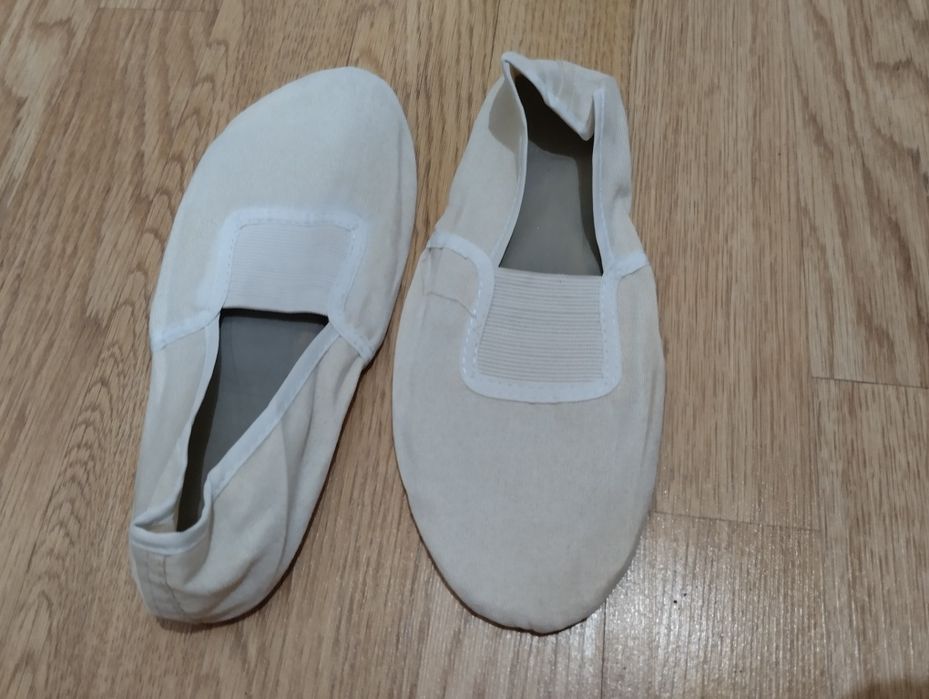 продам чешки гимнастические