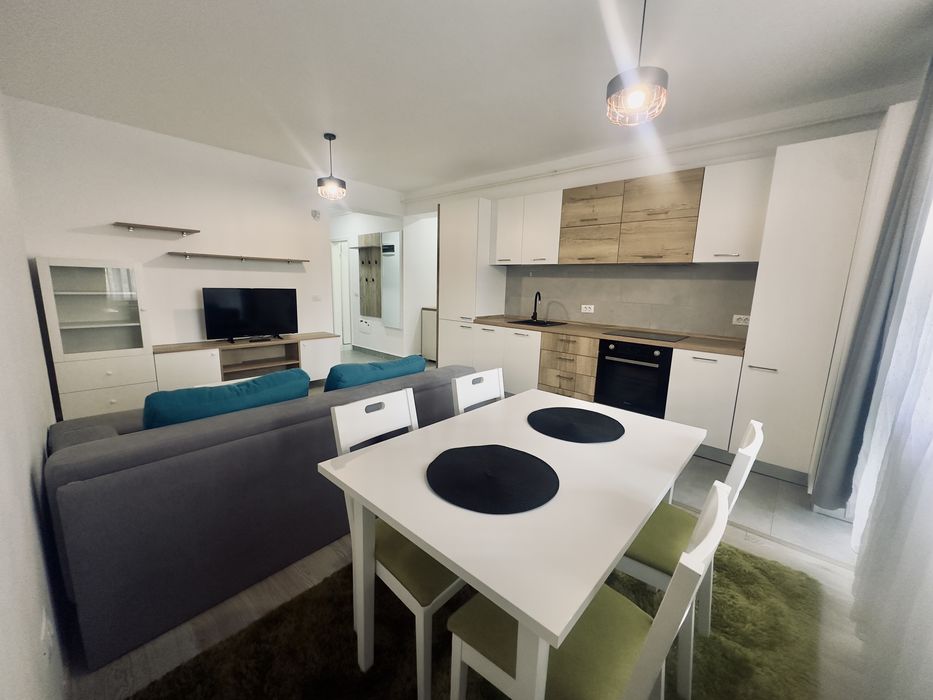 Apartament de inchiriat cu 2 camere in zona Tractorul langa Coresi