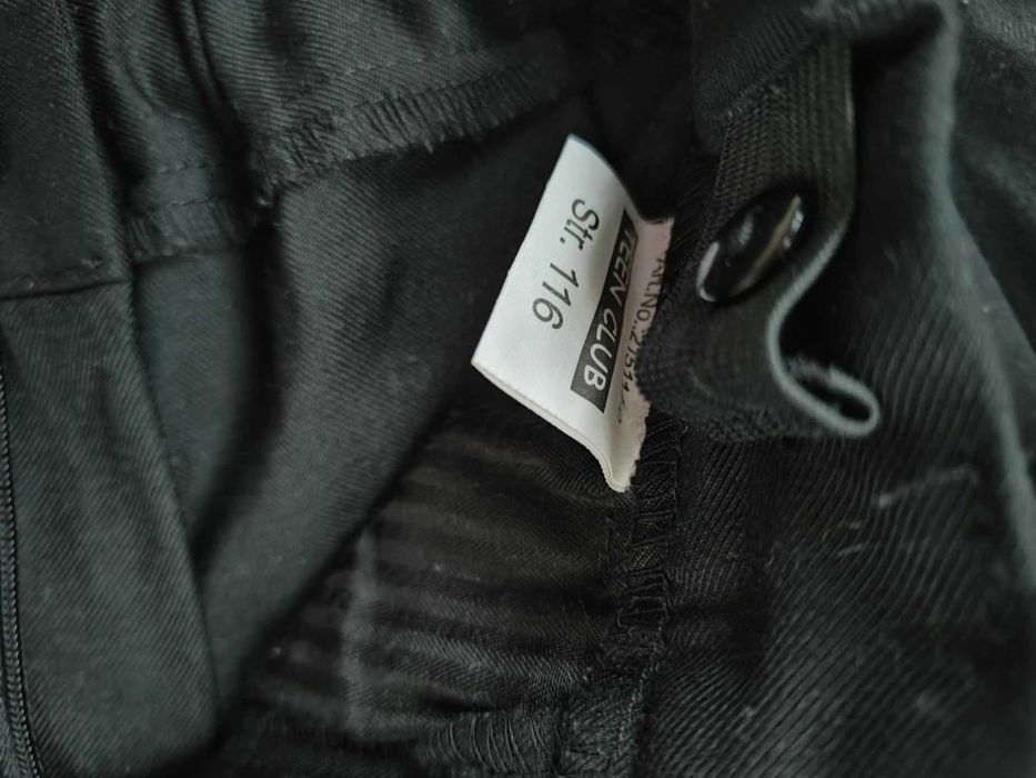 Детски панталон с тиранти 116 размер