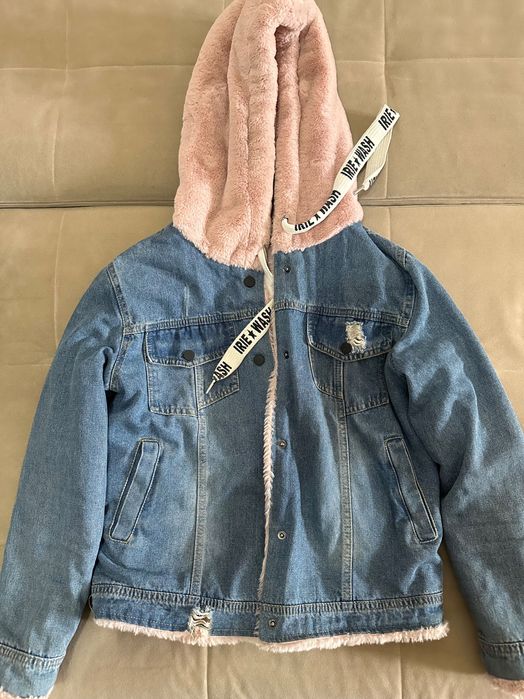 Женская зимняя джинсовая куртка с мехом