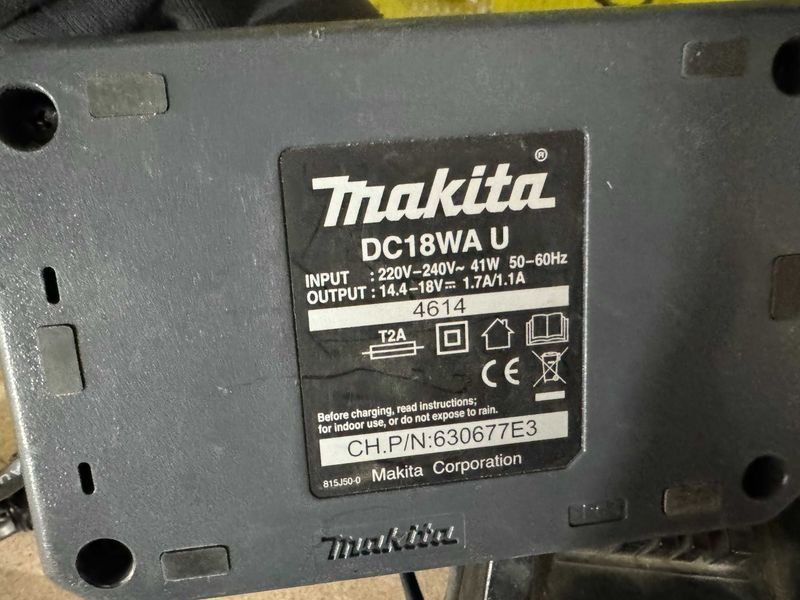 Зарядно / дни - Makita DC18WA