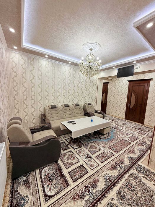 Продаётся 3х передел в 4х комн квартира на 3 этаже Ор-р Зарафшан ЦУМ