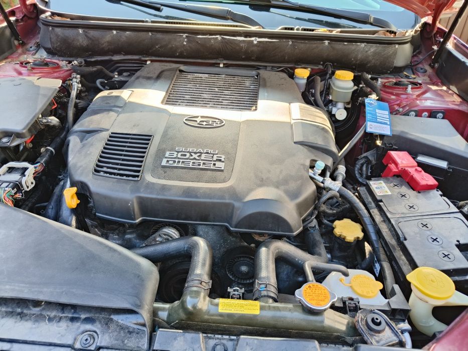 Vând Subaru Outback,An 2009,Motor 2.0 Diesel,Închidere central Faruri Xenon