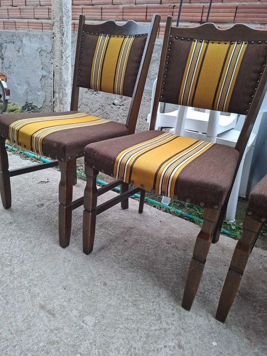 Столове 6 броя..