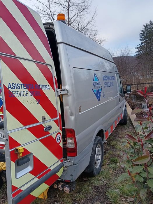 Autoutilitara servis