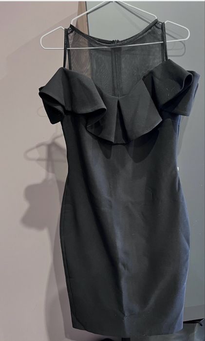 Елегантни рокли.