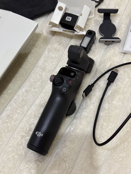 Стабилизатор DJI OSMO Mobile 7P