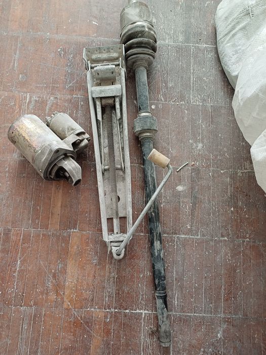 Запчастьи на автомобиль