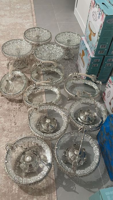 Посуда в комплекте 36 000